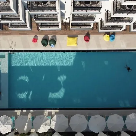 Premium Sunrise 5* Golem (Tirana)