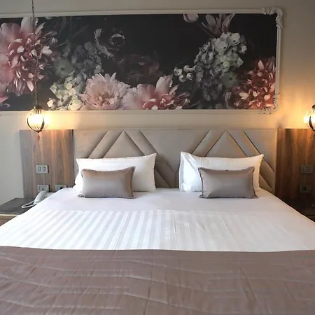 Premium Sunrise Hotel