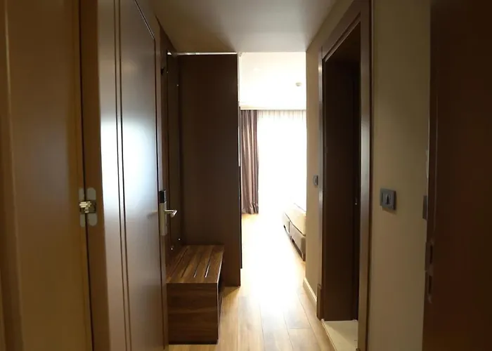 Hotel Premium Sunrise Golem (Tirana)